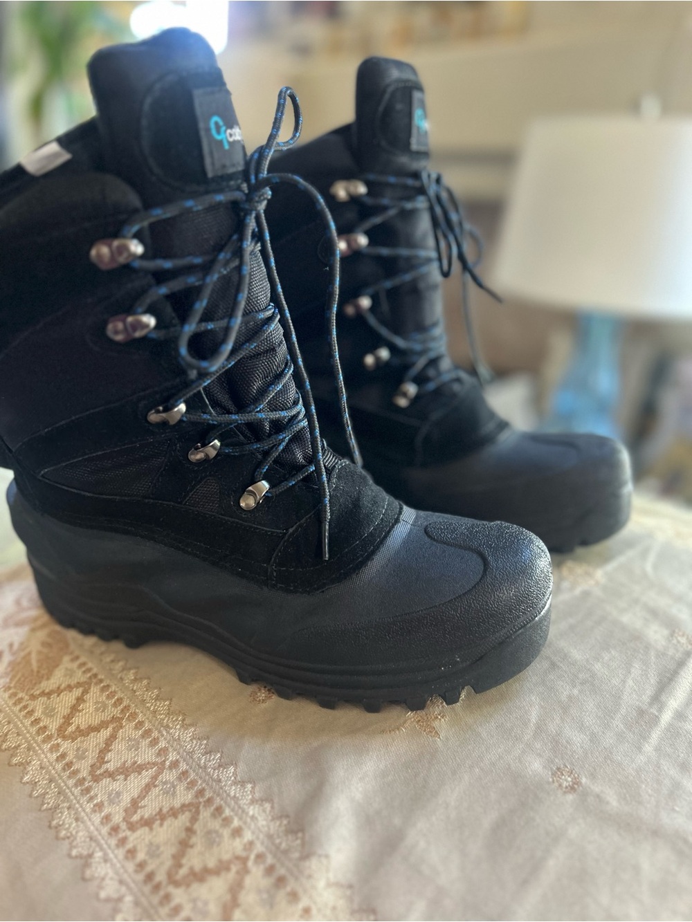 CF cold front Women's Black Insulated Winter Lace-Up Boots size 9.